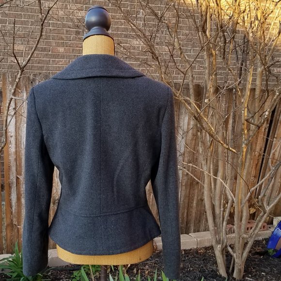 Harvé Bernard Wool Grey Mid-waist Jacket - Picture 5 of 11